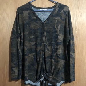 Camp top